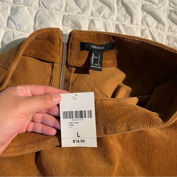 Brown Skirt - Picture 3 of 3